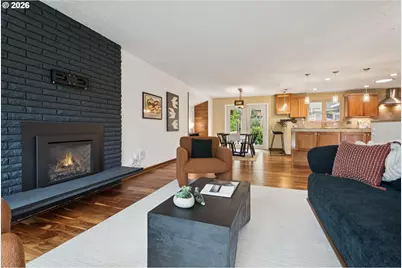 868 SW Troy St, Portland, OR 97219 - Photo 7