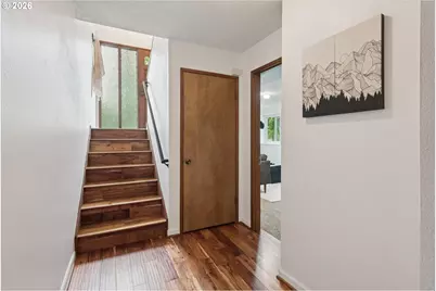 868 SW Troy St, Portland, OR 97219 - Photo 23