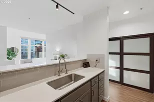 618 NW 12th Ave, Portland, OR 97209 - Photo 11