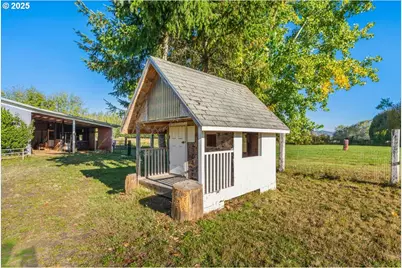 78527 Point Adams Rd, Clatskanie, OR 97016 - Photo 35