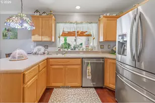 2166 SW Alexandria St, McMinnville, OR 97128 - Photo 11