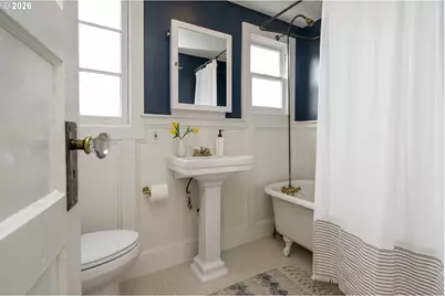 7905 N Seward Ave, Portland, OR 97217 - Photo 21