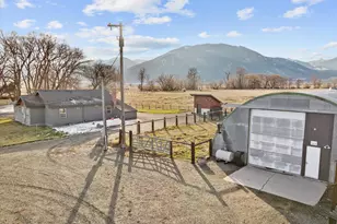 46278 Pocahontas Rd, Haines, OR 97833 - Photo 3