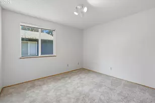 283 NW 182nd Ave, Beaverton, OR 97006 - Photo 13