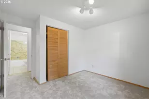 283 NW 182nd Ave, Beaverton, OR 97006 - Photo 17
