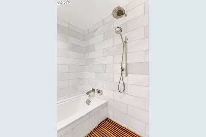 550 SW 10th Ave #3003, Portland, OR 97205 - Photo 25