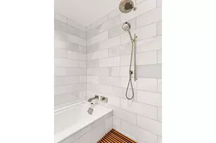 550 SW 10th Ave, Portland, OR 97205 - Photo 25