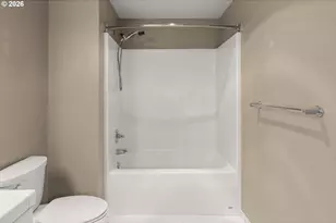 618 NW 12th Ave, Portland, OR 97209 - Photo 23