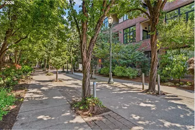 618 NW 12th Ave #303, Portland, OR 97209 - Photo 31