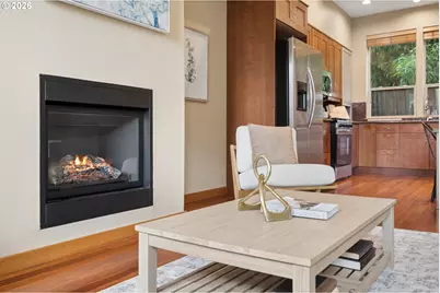 5123 S Corbett Ave #E, Portland, OR 97239 - Photo 9