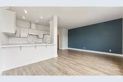 162 Fenton Ave #B, Molalla, OR 97038 - Photo 5