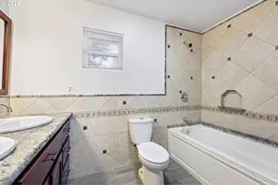 24938 McCutcheon Ave, Veneta, OR 97487 - Photo 17