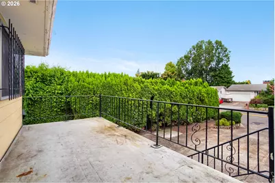 14141 NE Fremont Ct, Portland, OR 97230 - Photo 15