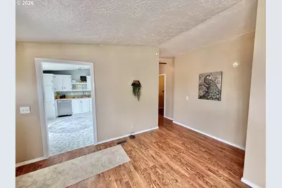 1282 E 3rd St #37, Lafayette, OR 97127 - Photo 5