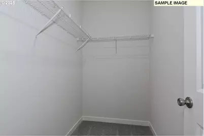 1385 Owl Ave, Woodburn, OR 97071 - Photo 11