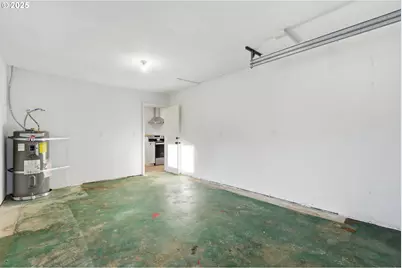 8531 SE 88th Ave, Portland, OR 97266 - Photo 13