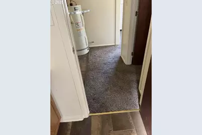 407 NE Waite St, Myrtle Creek, OR 97457 - Photo 25