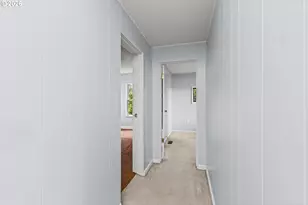 1688 N 8th St, Coos Bay, OR 97420 - Photo 7