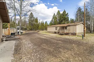 56005 Browning Dr, Bend, OR 97707 - Photo 41