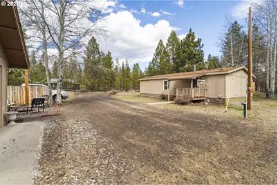56005 Browning Dr, Bend, OR 97707 - Photo 35