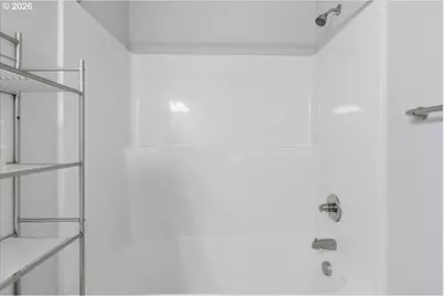 6316 NE Planter St, Albany, OR 97321 - Photo 31