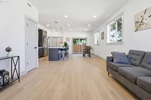 8712 SE Clatsop St, Happy Valley, OR 97086 - Photo 5