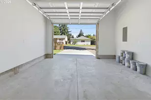 8712 SE Clatsop St, Happy Valley, OR 97086 - Photo 41
