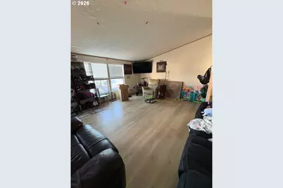 10901 SE Powell Blvd #5, Portland, OR 97266 - Photo 5