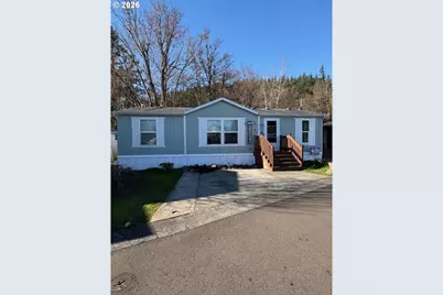 10901 SE Powell Blvd #5, Portland, OR 97266 - Photo 1