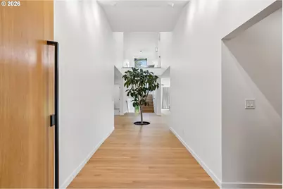 3905 N Overlook Ter, Portland, OR 97227 - Photo 3