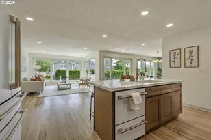 3550 South Shore Blvd, Lake Oswego, OR 97034 - Photo 15