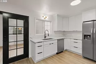 5073 SE Rainbow Ln, Milwaukie, OR 97222 - Photo 11