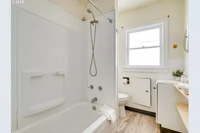 3535 SE 69th Ave, Portland, OR 97206 - Photo 15