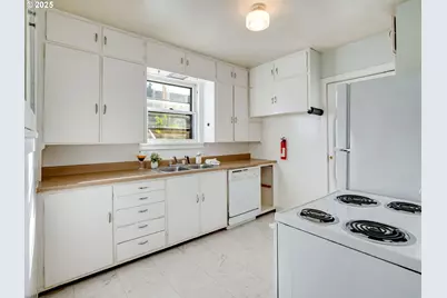 3535 SE 69th Ave, Portland, OR 97206 - Photo 21