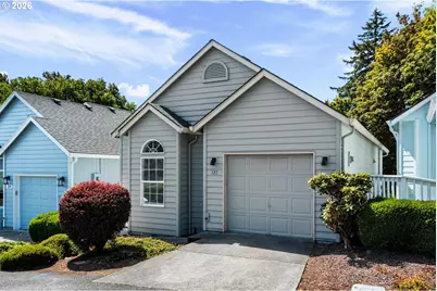 727 NE Dallas St, Camas, WA 98607 - Photo 3