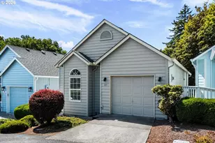727 NE Dallas St, Camas, WA 98607 - Photo 3