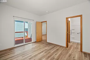 727 NE Dallas St, Camas, WA 98607 - Photo 17