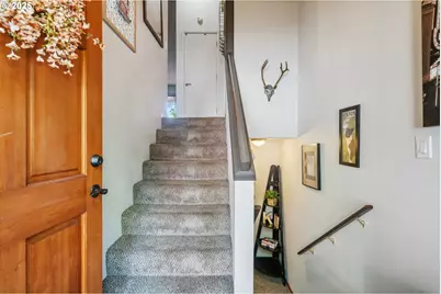 2818 Treetop Ln, West Linn, OR 97068 - Photo 3