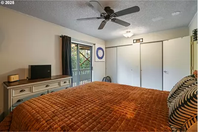 2818 Treetop Ln, West Linn, OR 97068 - Photo 23