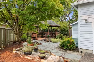 500 NW Pacific Grove Dr, Beaverton, OR 97006 - Photo 39