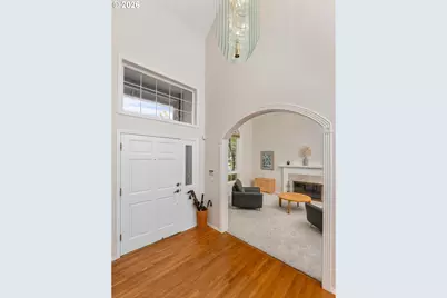 500 NW Pacific Grove Dr, Beaverton, OR 97006 - Photo 11