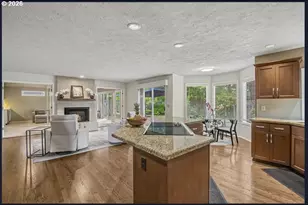 16323 NE Eugene Ct, Portland, OR 97230 - Photo 7