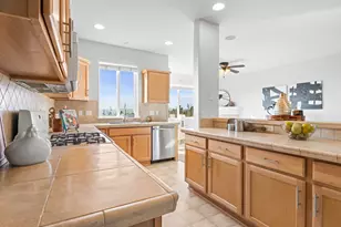 13622 SW Crestline Ct, Tigard, OR 97224 - Photo 5