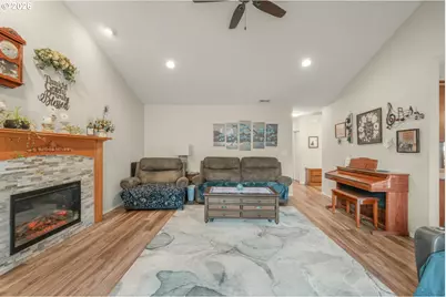 11005 SE 54th Pl, Milwaukie, OR 97222 - Photo 5