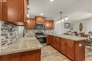 11005 SE 54th Pl, Milwaukie, OR 97222 - Photo 9