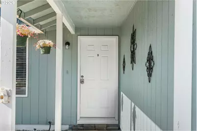 1310 NW 4th St, Battle Ground, WA 98604 - Photo 5