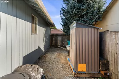 1310 NW 4th St, Battle Ground, WA 98604 - Photo 35
