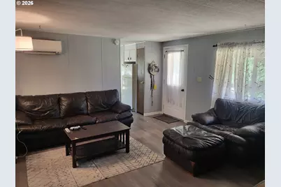 211 McCoy St, Moro, OR 97039 - Photo 9