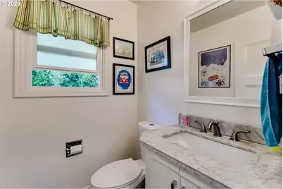 455 Fair Oaks Dr, Eugene, OR 97401 - Photo 35