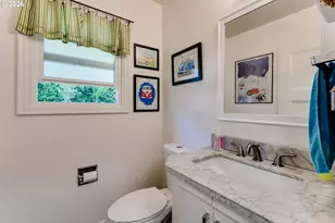 455 Fair Oaks Dr, Eugene, OR 97401 - Photo 35
